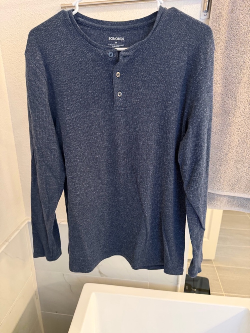 Bonobos Men's Heathered Navy Henley Long-Sleeve Shirt